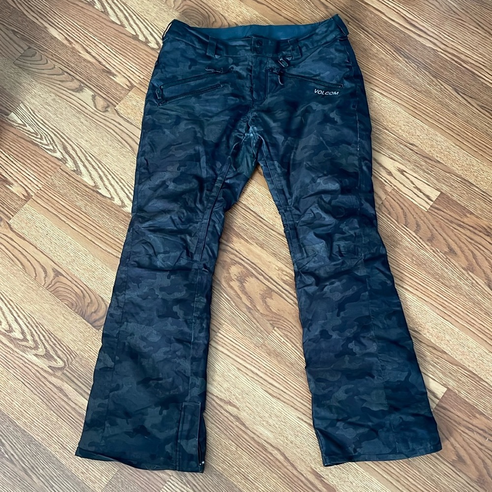 VOLCOM Women’s Snowboard/Ski Pants Large